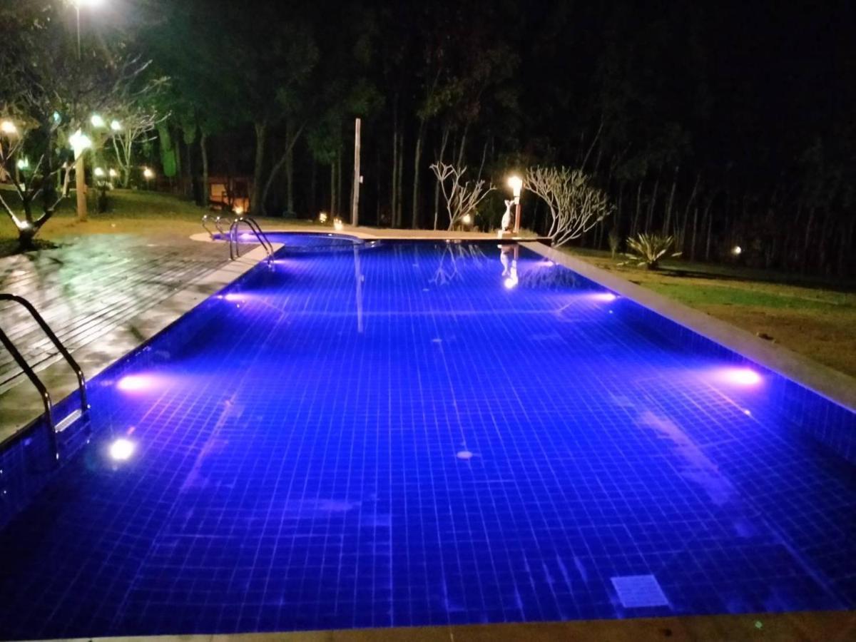Baanwangnamkeaw Lodge Ban Hin Dat  Exterior foto